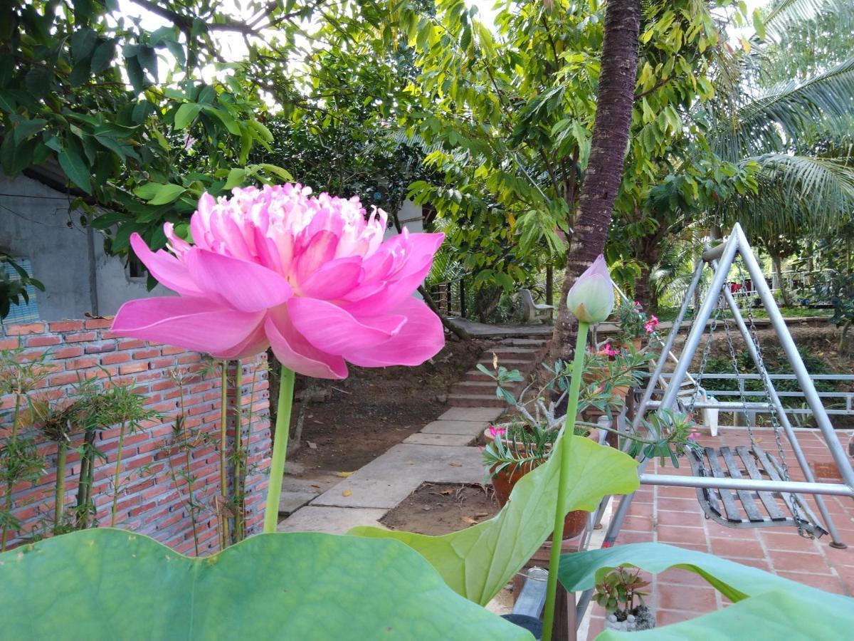 Quoc Phuong Riverside Homestay Ben Tre Exterior foto