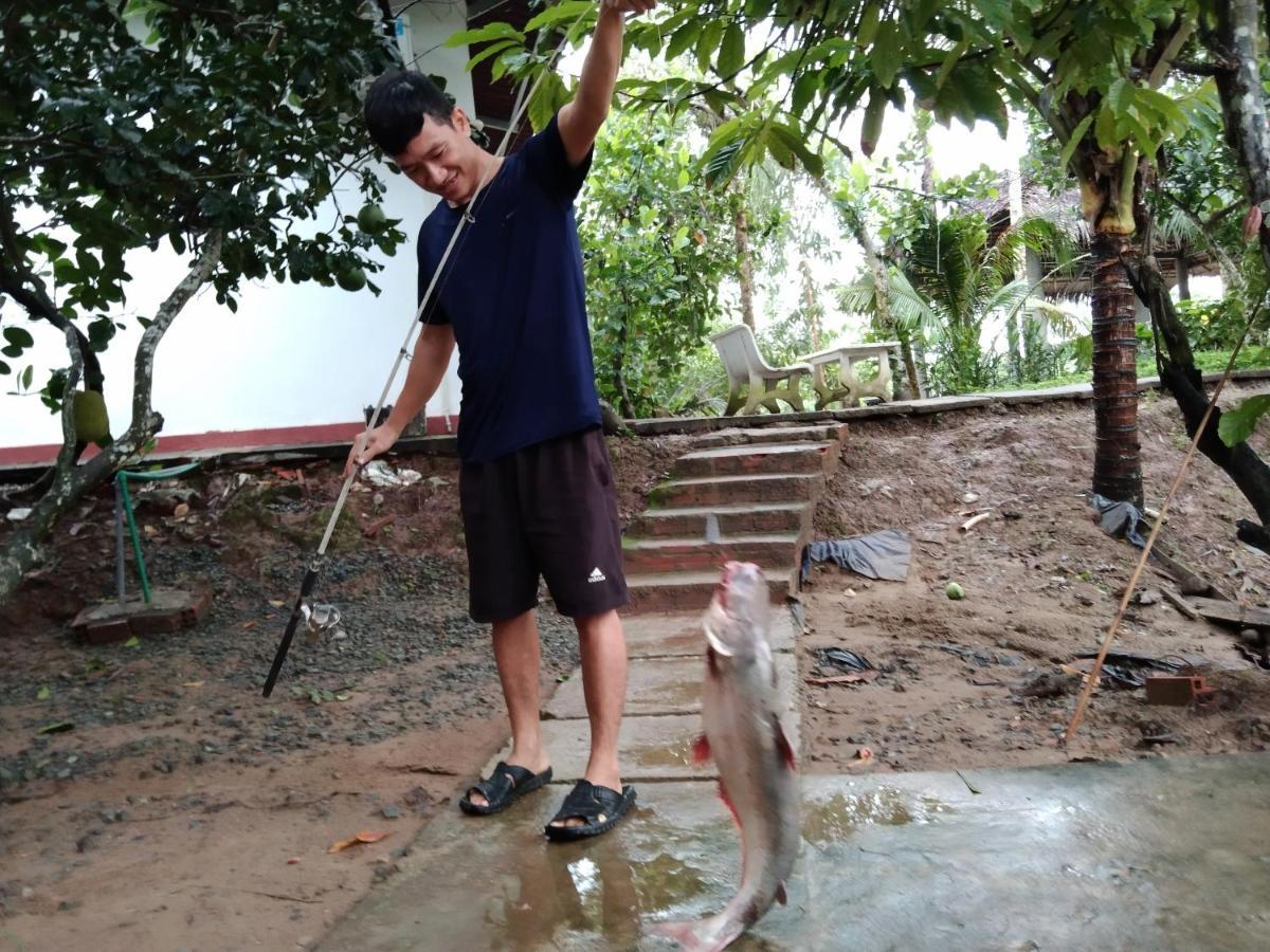 Quoc Phuong Riverside Homestay Ben Tre Exterior foto