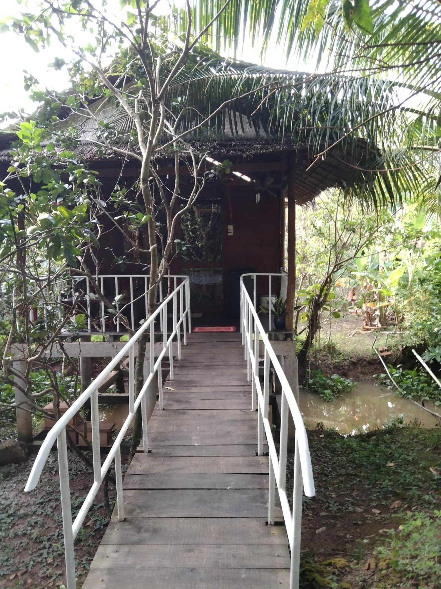 Quoc Phuong Riverside Homestay Ben Tre Exterior foto