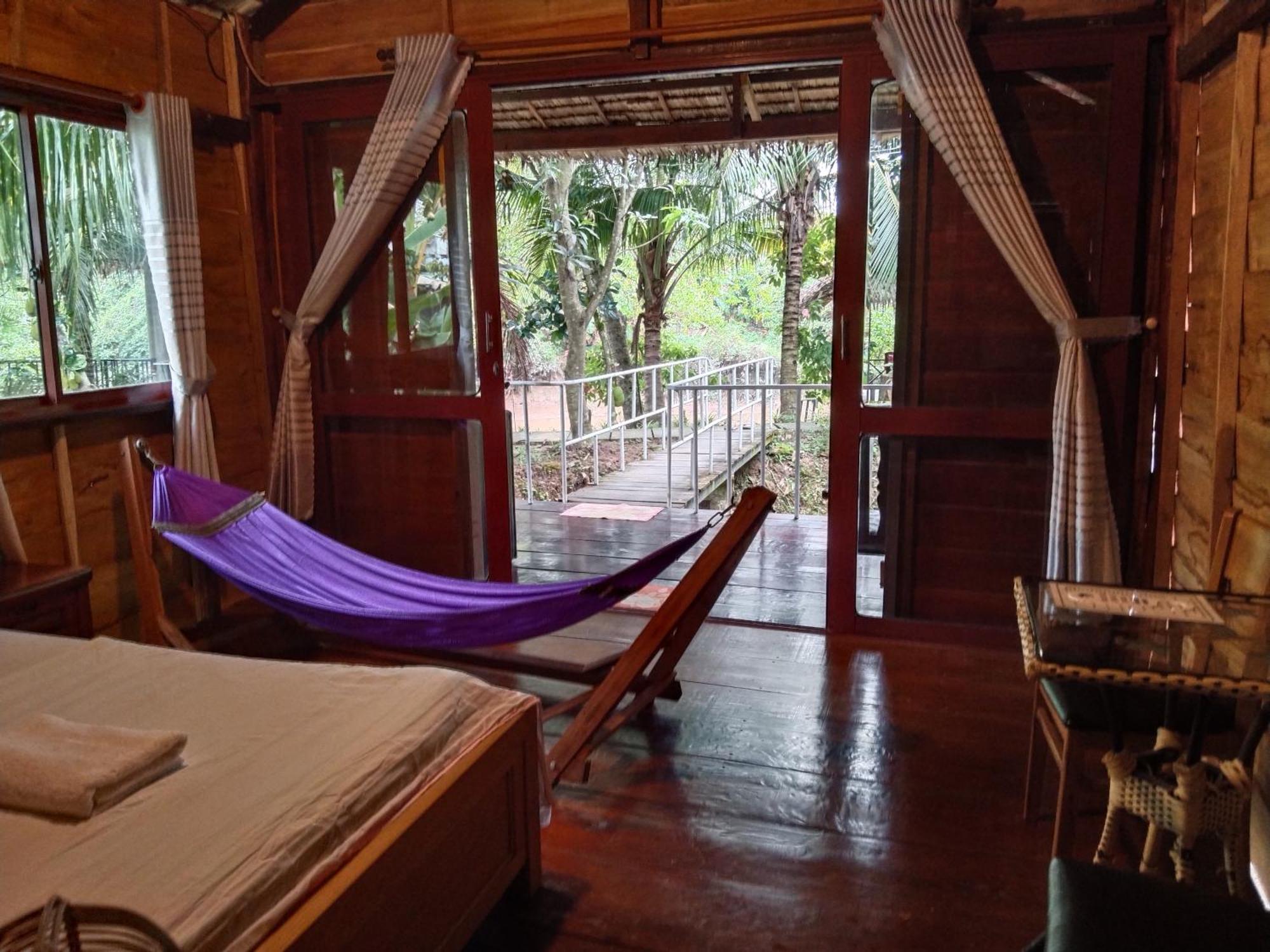 Quoc Phuong Riverside Homestay Ben Tre Exterior foto