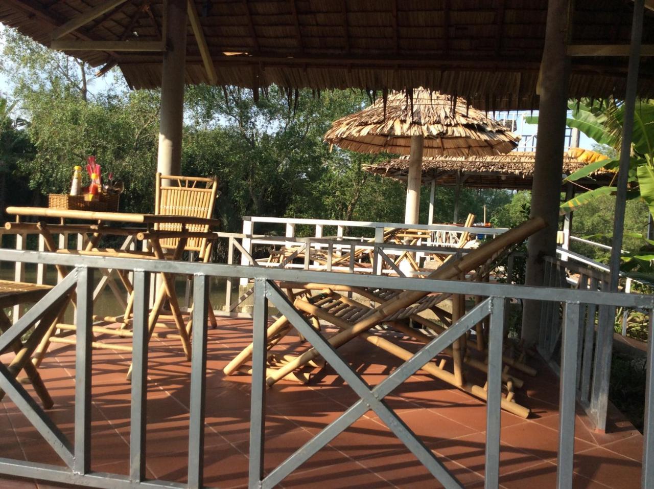 Quoc Phuong Riverside Homestay Ben Tre Exterior foto