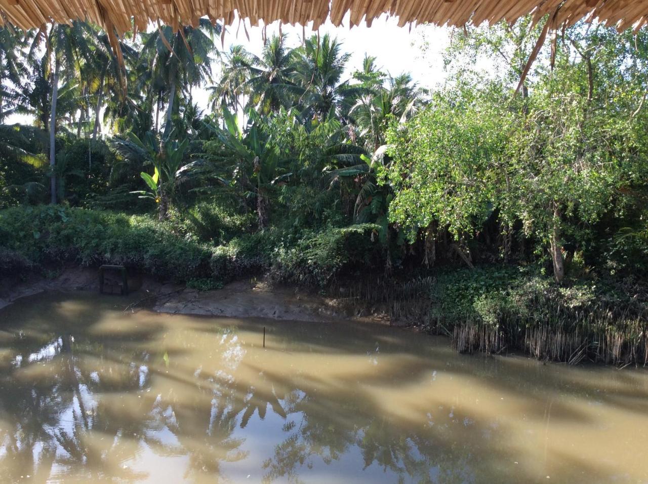 Quoc Phuong Riverside Homestay Ben Tre Exterior foto