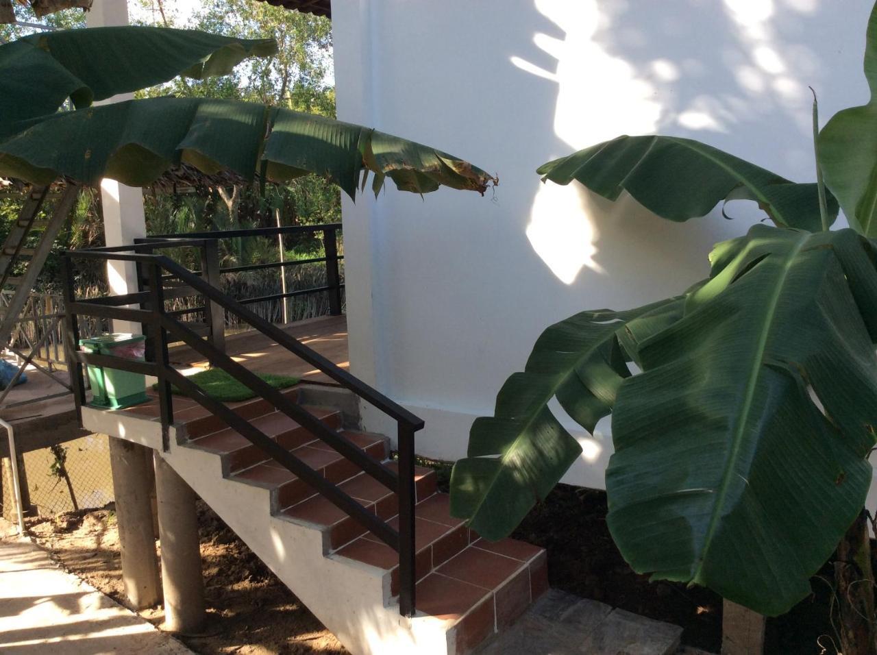 Quoc Phuong Riverside Homestay Ben Tre Exterior foto