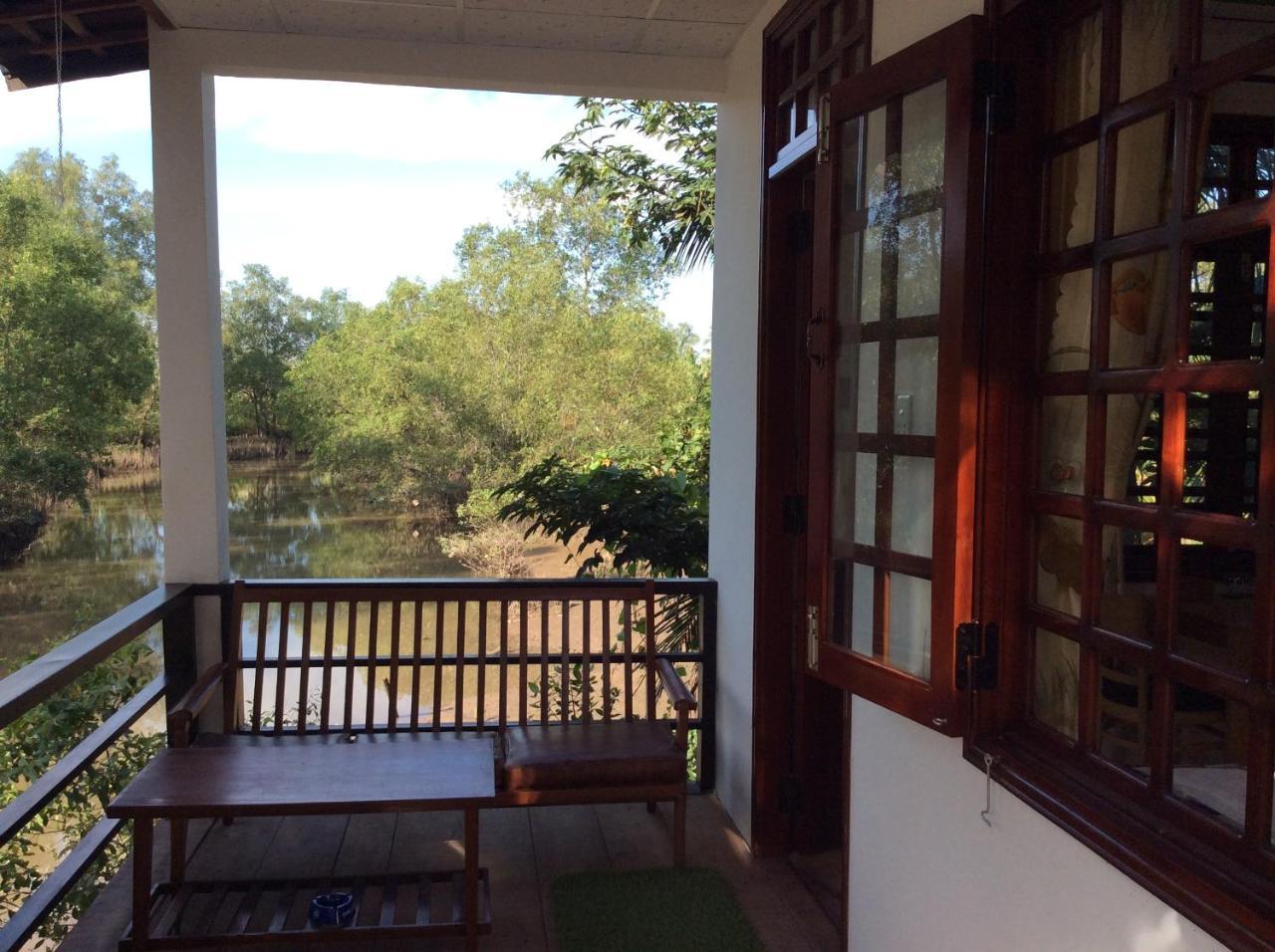 Quoc Phuong Riverside Homestay Ben Tre Exterior foto
